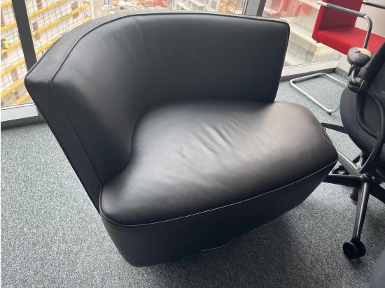 Sofa brązowa dwuosobowa